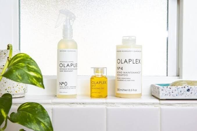 Olaplex Saç Bakım Rehberi: Olaplex Nedir, Ürünleri Nasıl Kullanılır ve Hangi Olaplex Ürünü Size Uygun?