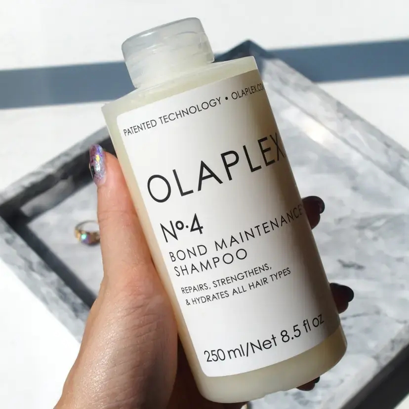 Olaplex No. 4 Onarıcı Şampuan ve No. 5P Renk Koruyucu Saç Bakım Kremi